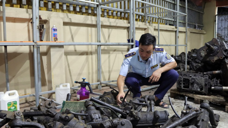 Hưng Yên thu giữ hơn 10 tấn phụ tùng ô tô đã qua sử dụng