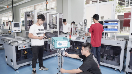 Trường Đại học Quốc tế Miền Đông: Nơi nâng tầm tri thức và sáng tạo