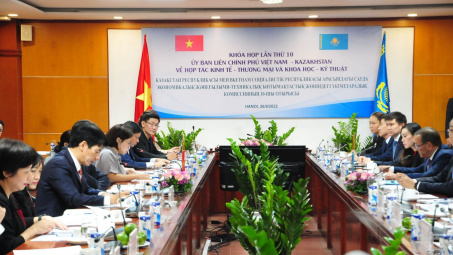 Khoá họp lần thứ 10 Ủy ban liên Chính phủ Việt Nam - Kazakhstan về hợp tác kinh tế - thương mại và khoa học - kỹ thuật
