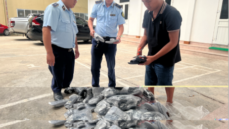 Phú Thọ: Giám sát tiêu hủy lô hàng hóa giả mạo nhãn hiệu Nike