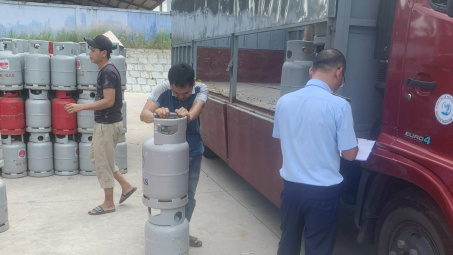 Cục QLTT tỉnh Khánh Hòa: Xử phạt 70 triệu đồng với 1 thương nhân kinh doanh khí