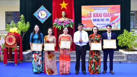 Phòng Giáo dục & Đào tạo thành phố Kon Tum:  Chú trọng xây dựng trường đạt chuẩn quốc gia