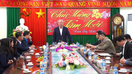 Lãnh đạo VINACHEM thăm, chúc Tết tại Công ty CP Xà phòng Hà Nội, Công ty CP Phân đạm và Hóa chất Hà Bắc