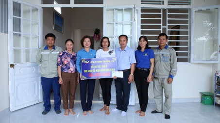 Công đoàn Công ty Nhôm Lâm Đồng: Phát huy vai trò đại diện, chăm lo cho người lao động