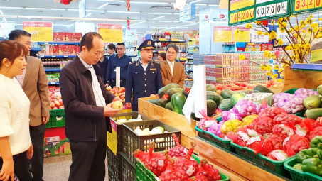 Tiếp tục theo dõi cung - cầu, bình ổn thị trường hàng hóa sau Tết
