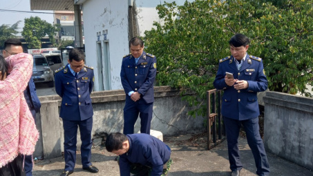 QLTT Hà Nội: Tăng cường kiểm tra, giám sát hoạt động kinh doanh xăng dầu