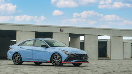 Hyundai Elantra N trình làng Việt Nam, trưng bày tại các đại lý cho khách hàng trải nghiệm
