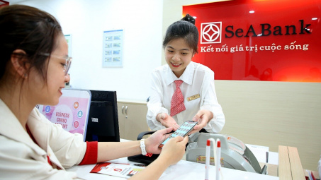 Sau khi vào rổ VN30, loạt lãnh đạo Ngân hàng SeABank muốn bán bớt cổ phiếu SSB
