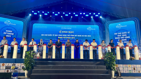 Khai mạc Hội chợ quốc tế Quà tặng hàng thủ công mỹ nghệ Hà Nội 2023
