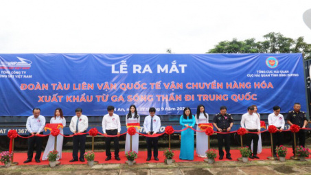 Bình Dương: Ra mắt tàu liên vận quốc tế vận chuyển hàng hóa xuất khẩu đi Trung Quốc