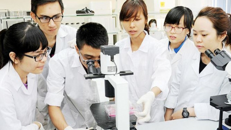 Thương mại hóa kết quả đề tài nghiên cứu khoa học ở các trường đại học công lập khối kỹ thuật ở Việt Nam