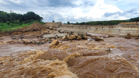 Mực nước hồ thủy điện ngày 11/10: Rà soát lại năng lực chủ đầu tư dự án thủy điện xảy ra sự cố vỡ tường tại Gia Lai