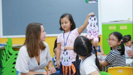 5 cách hiệu quả khi sử dụng ngôn ngữ cơ thể mà giáo viên tiếng Anh nên làm thường xuyên