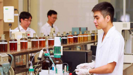 Hoài bão mang dầu nhờn Việt chinh phục đại ngàn Tây Nguyên