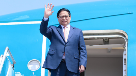 Thủ tướng lên đường dự Hội nghị cấp cao ASEAN-GCC và thăm Saudi Arabia