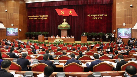 Thông cáo báo chí ngày làm việc thứ nhất Hội nghị Trung ương 8 khóa XIII