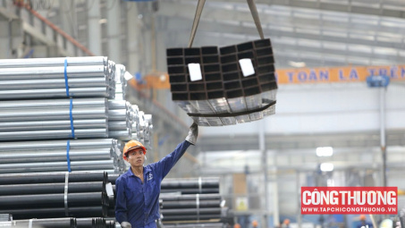 Giá thép hôm nay 23/10: Xuất khẩu thép thành phẩm tăng mạnh trong quý 3/2023