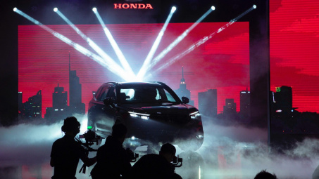 Honda CR-V mới ra mắt Việt Nam, thêm nhiều công nghệ nhưng giá khó cạnh tranh