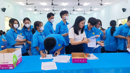 BIDV Nam Bình Dương: Đưa sản phẩm dịch vụ ngân hàng đến với học sinh, sinh viên