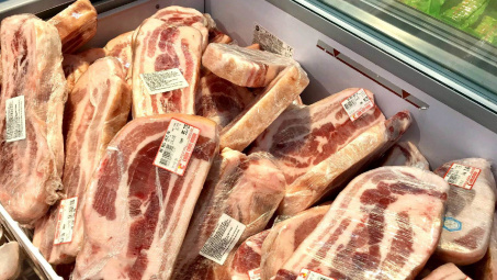 Giá heo hơi hôm nay 3/10: Nhập khẩu thịt heo về Việt Nam tăng tháng thứ 4 liên tiếp