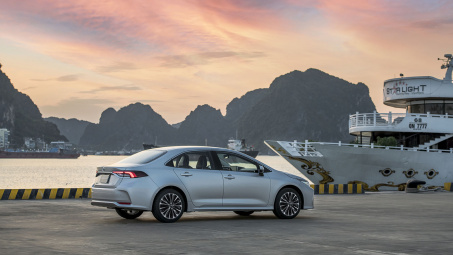 Toyota Việt Nam bổ sung thêm nhiều tính năng mới cho Corolla Altis