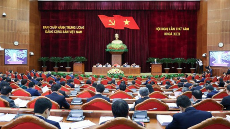 Thông cáo báo chí ngày làm việc thứ tư của Hội nghị Trung ương 8