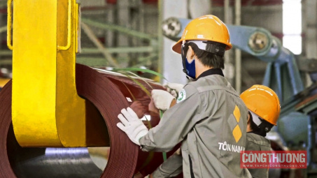 Giá thép hôm nay 5/10: Sản lượng tiêu thụ của Thép Nam Kim tăng mạnh trong tháng 8