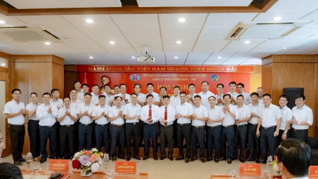 Than Thống Nhất: Công bố Quyết định về kiện toàn công tác cán bộ