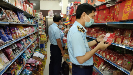 Tổng cục QLTT ban hành Kế hoạch cao điểm chống buôn lậu, gian lận thương mại và hàng giả trước, trong và sau Tết Giáp Thìn 2024