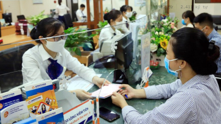 Lãi suất ngân hàng ngày 16/11/2023: 3 ngân hàng giằng co quyết liệt ở kỳ hạn 12 tháng, người gửi 500 triệu - 1 tỷ hưởng lợi