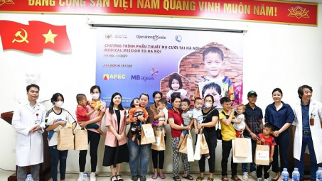 Bảo hiểm nhân thọ MB Ageas Life đồng hành cùng bệnh nhi phẫu thuật nụ cười miễn phí