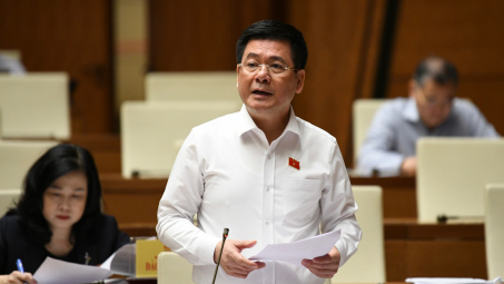 Bộ trưởng Nguyễn Hồng Diên làm rõ một số vấn đề ĐBQH chất vấn liên quan đến ngành Công Thương