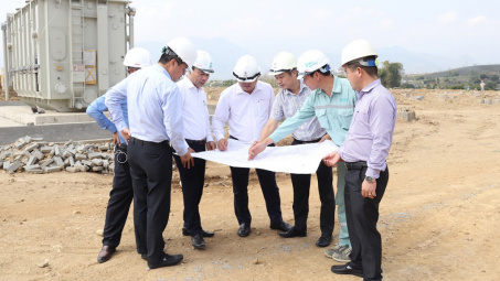 Nỗ lực để đưa cụm dự án truyền tải 220kV Huội Quảng - Nghĩa Lộ - Việt Trì về đích