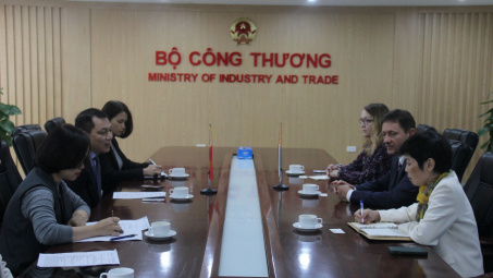 Thứ trưởng Đặng Hoàng An làm việc với Đại sứ Hungary tại Việt Nam