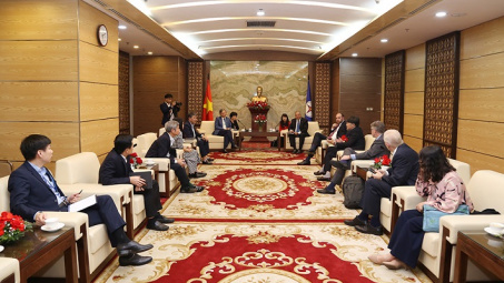 Tập đoàn Điện lực Việt Nam tiếp tục tăng cường hợp tác với AES (Hoa Kỳ)