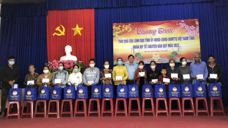 Xổ số kiến thiết Bà Rịa - Vũng Tàu: Trao tặng 500 phần quà cho các hộ có hoàn cảnh khó khăn