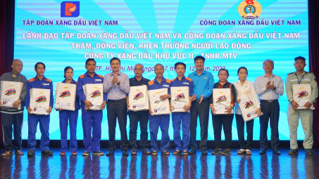 Đoàn viên, người lao động Petrolimex và mùa xuân mới ấm áp