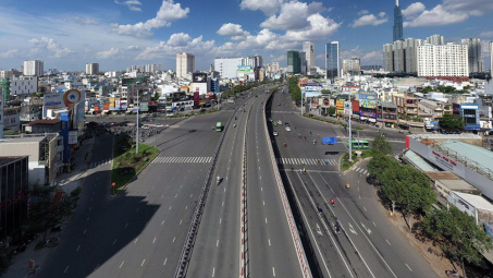 Vai trò của 9 ngành dịch vụ trong tăng trưởng kinh tế thành phố Hồ Chí Minh