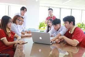 Một số giải pháp thúc đẩy tác động của vườn ươm trong các trường đại học đến phát triển ý tưởng khởi nghiệp của sinh viên