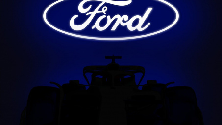 Ford sẽ cung cấp động cơ cho đội đua F1 Red Bull Racing từ 2026