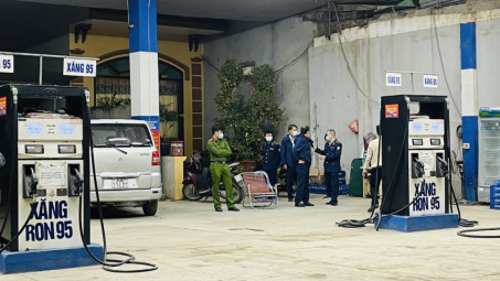Hà Nội phát hiện 1 cửa hàng xăng dầu đã hết hạn giấy chứng nhận đủ điều kiện bán lẻ