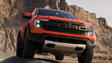 Ford Ranger Raptor Thế hệ mới ra mắt Việt Nam, giá 1,3 tỷ đồng