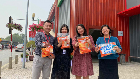 Các vận động viên đã sẵn sàng cho đường chạy vì người tiêu dùng