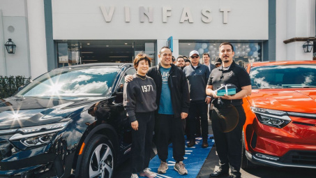 VinFast sẽ bàn giao lô xe VF 9 đầu tiên vào ngày 27/3/2023 tới