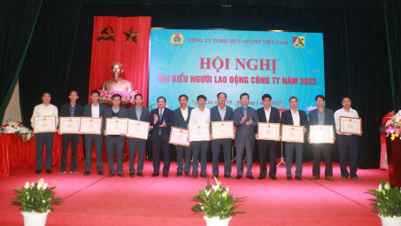 Công ty TNHH MTV Apatit Việt Nam: Năm 2023, phấn đấu thu nhập người lao động đạt 17,35 triệu/tháng