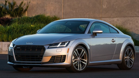 Audi Việt Nam tiến hành chương trình triệu hồi thay thế túi khí trên vô lăng lái Audi TT