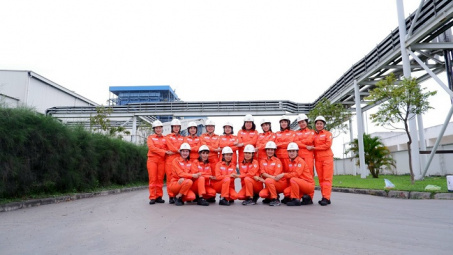 Tôn vinh những bông hoa EVNGENCO2