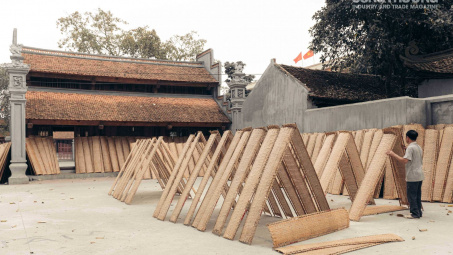 Khám phá làng nghề bánh đa Thổ Hà, nơi lưu giữ "cây đa, bến nước, sân đình"