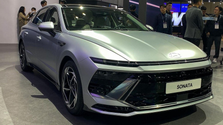 [Seoul 2023]: Hyundai Sonata thế hệ mới xuất hiện với thiết kế sắc sảo