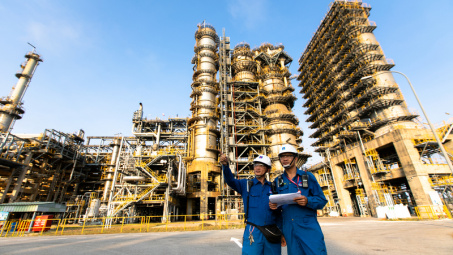 Lọc hoá dầu Bình Sơn: Dự kiến lợi nhuận năm 2023 giảm 89%, sẽ niêm yết trên sàn HoSE